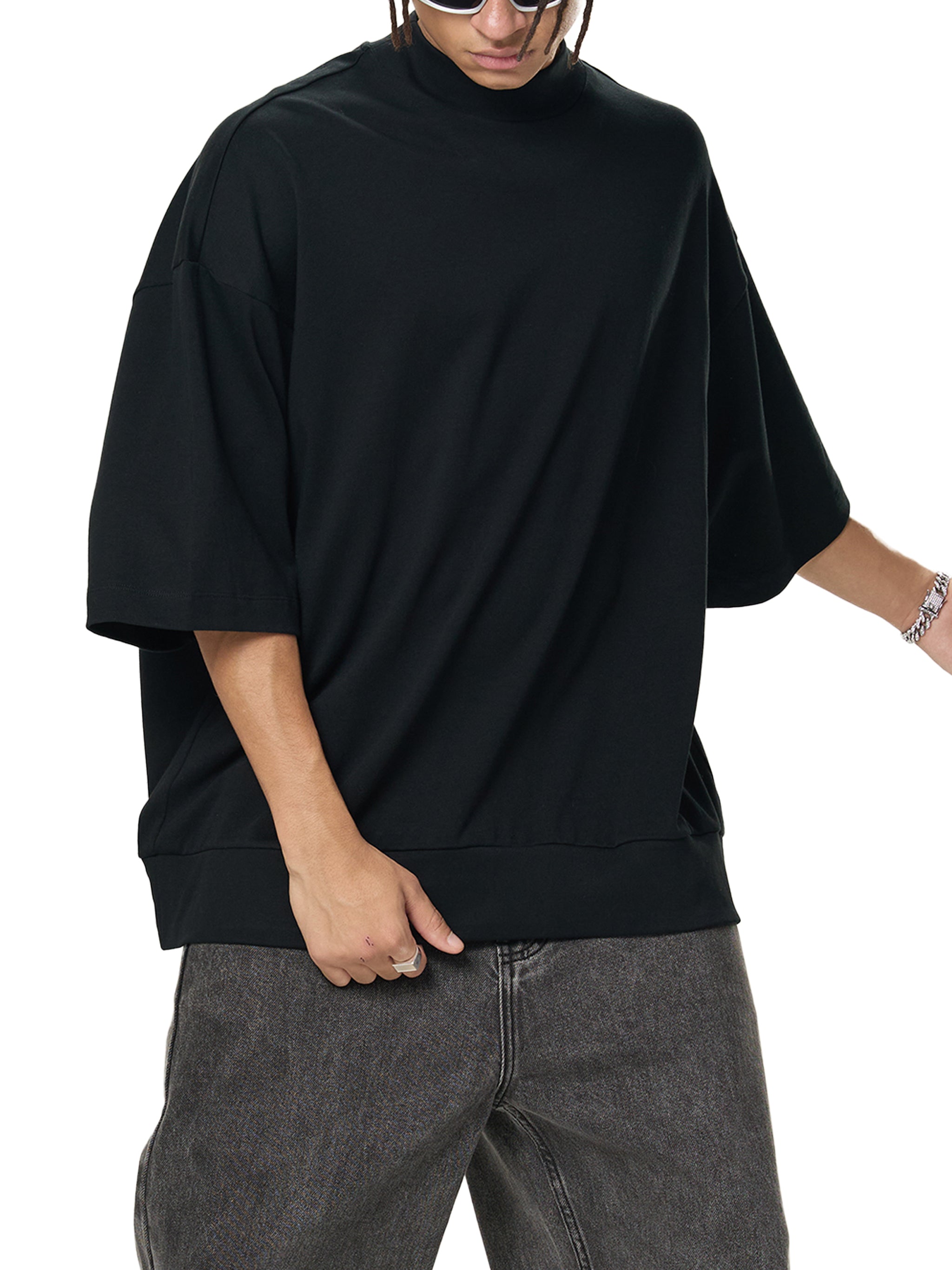 ARVIA Heavyweight Oversized Mock Neck T-Shirt