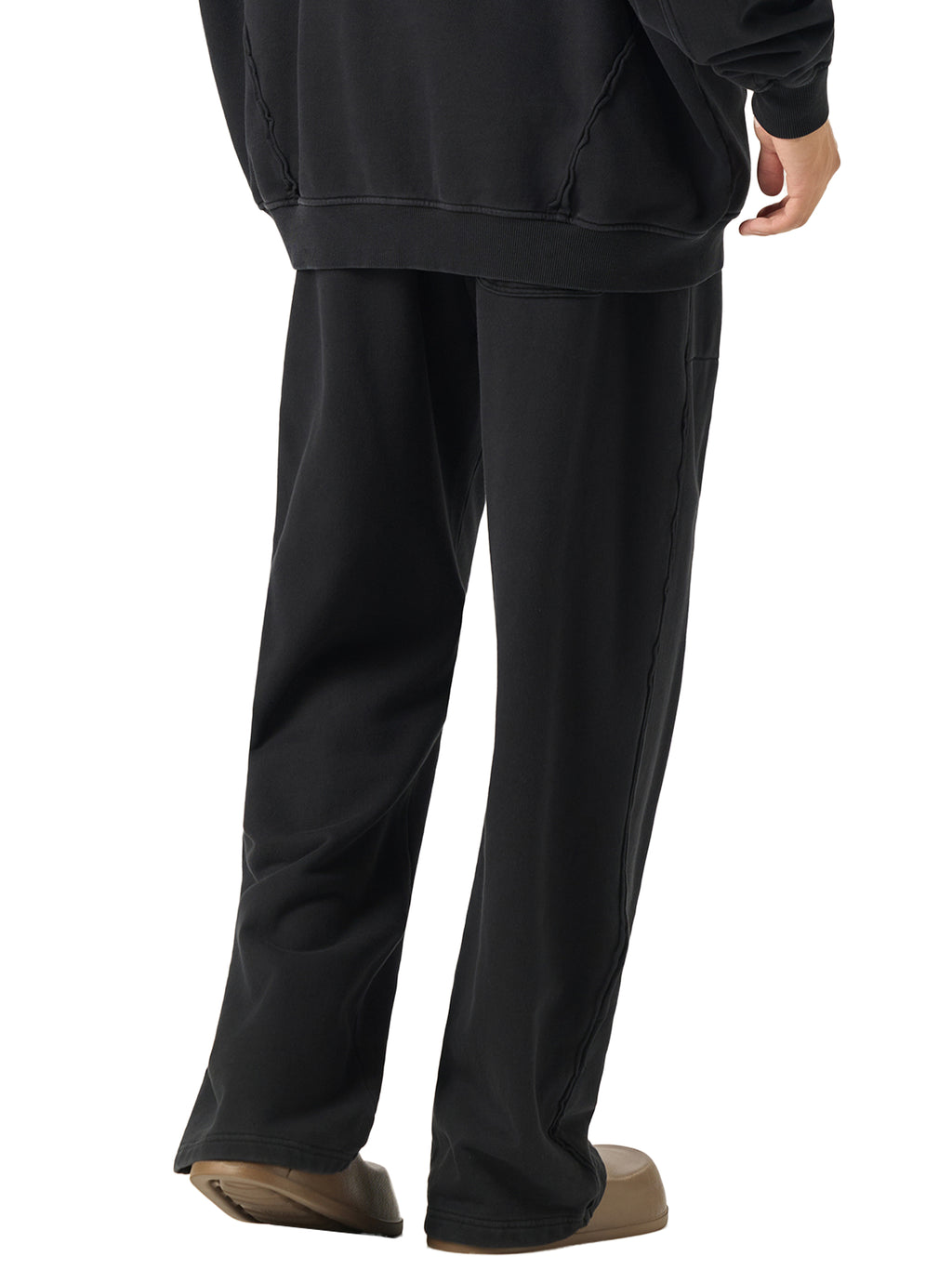 ARVIA Raw-Seam Enzyme Washed Sweatpants