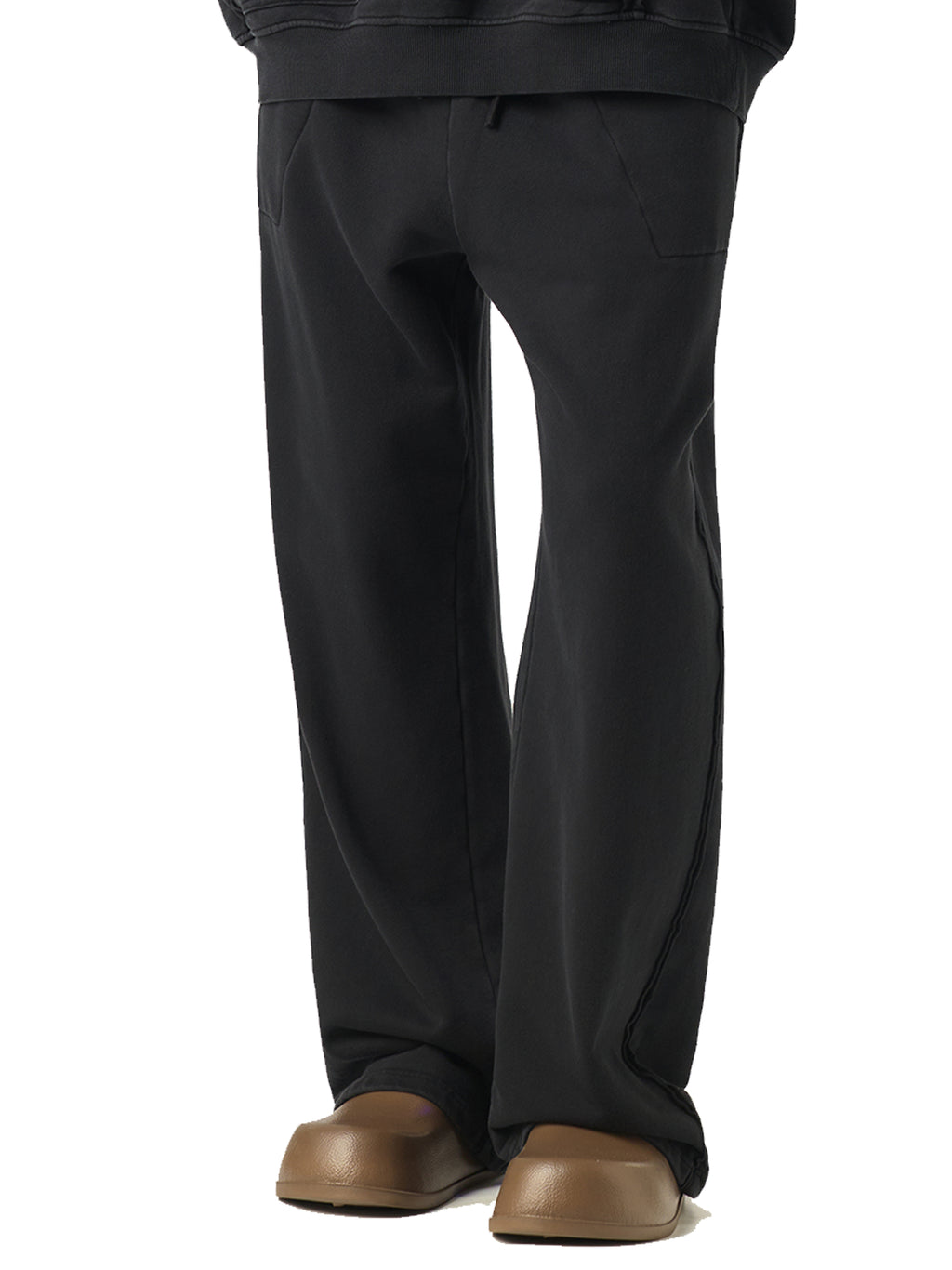 ARVIA Raw-Seam Enzyme Washed Sweatpants