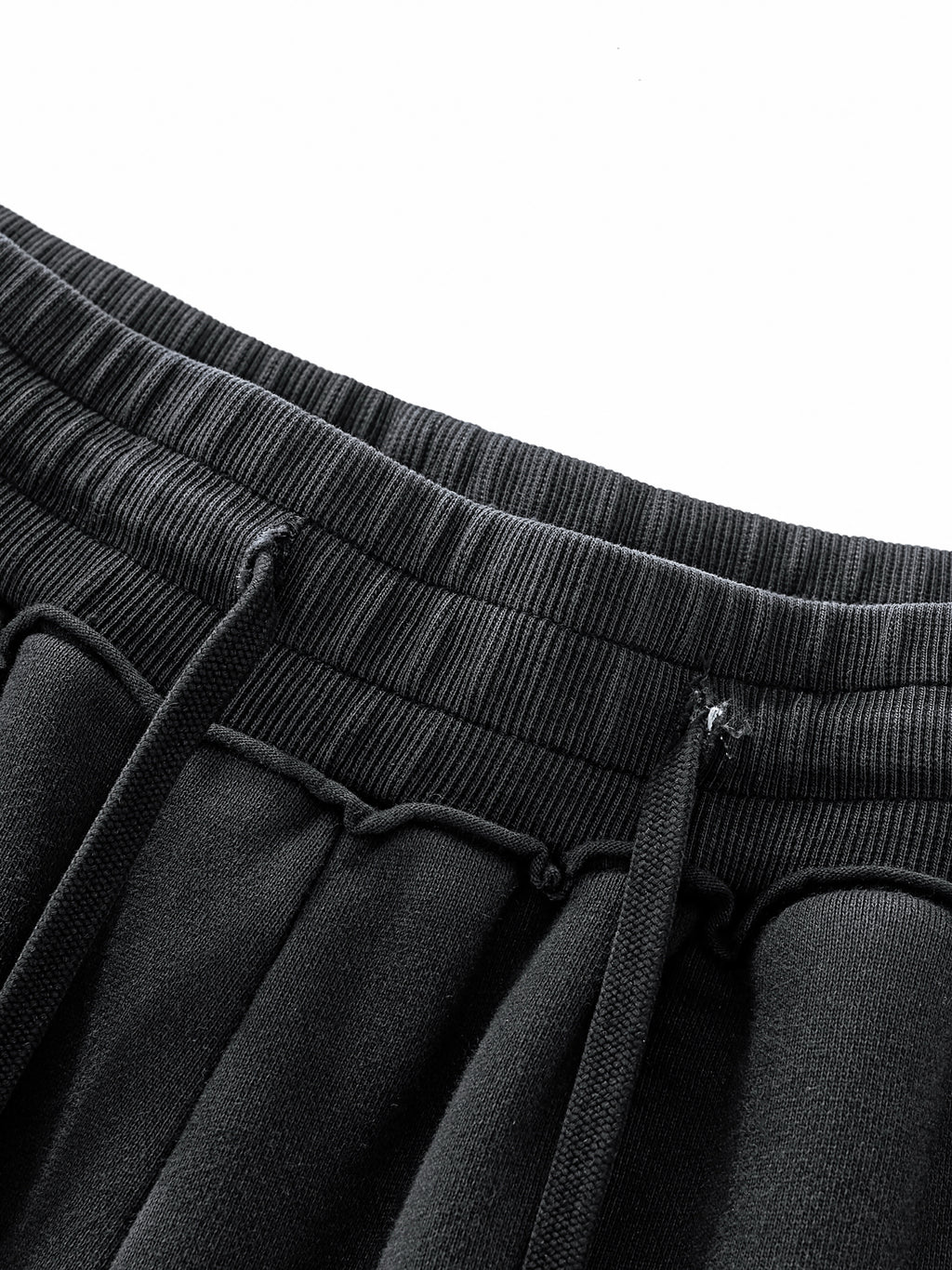 ARVIA Raw-Seam Enzyme Washed Sweatpants